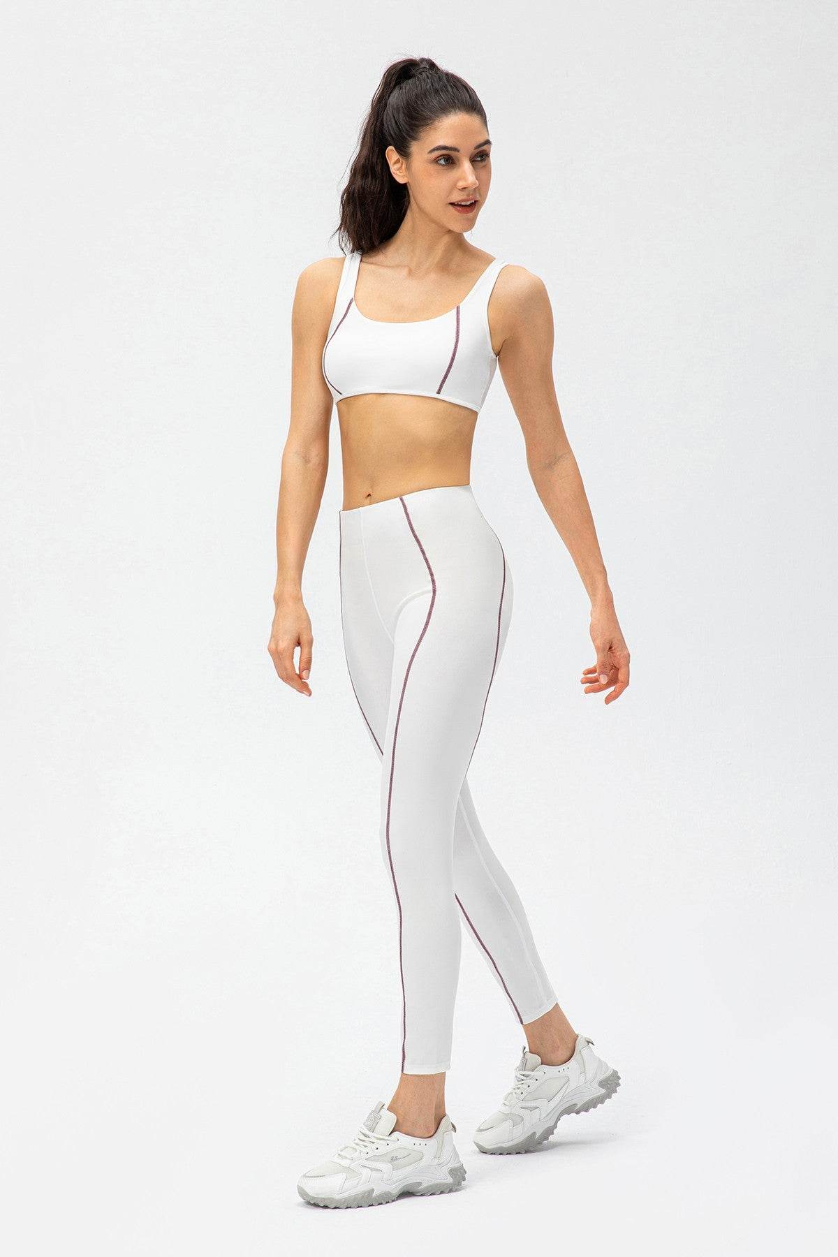 Contrast Trim Back Cutout Sports Bra