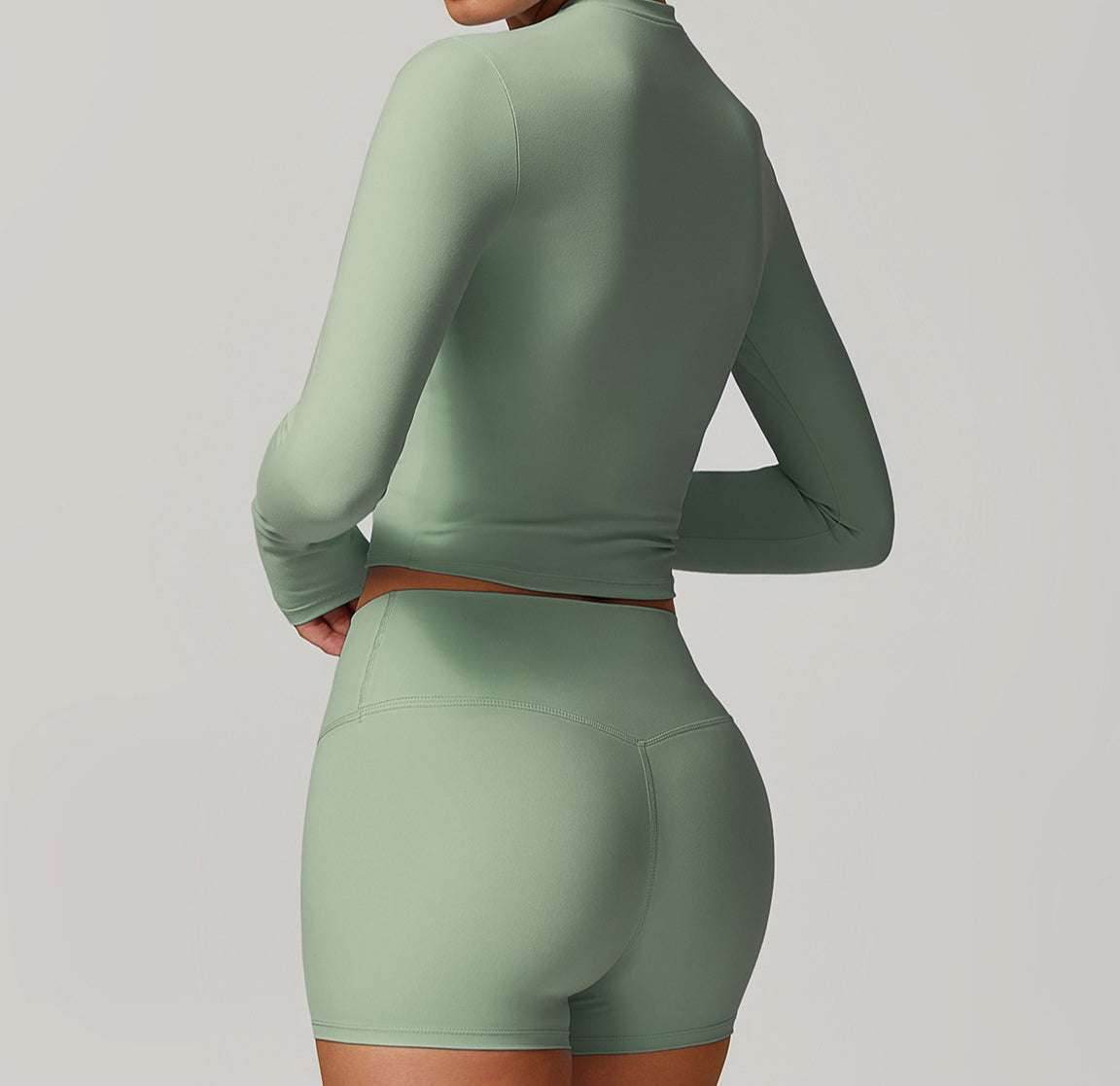 Tight Long Sleeve Cropped T-shirt