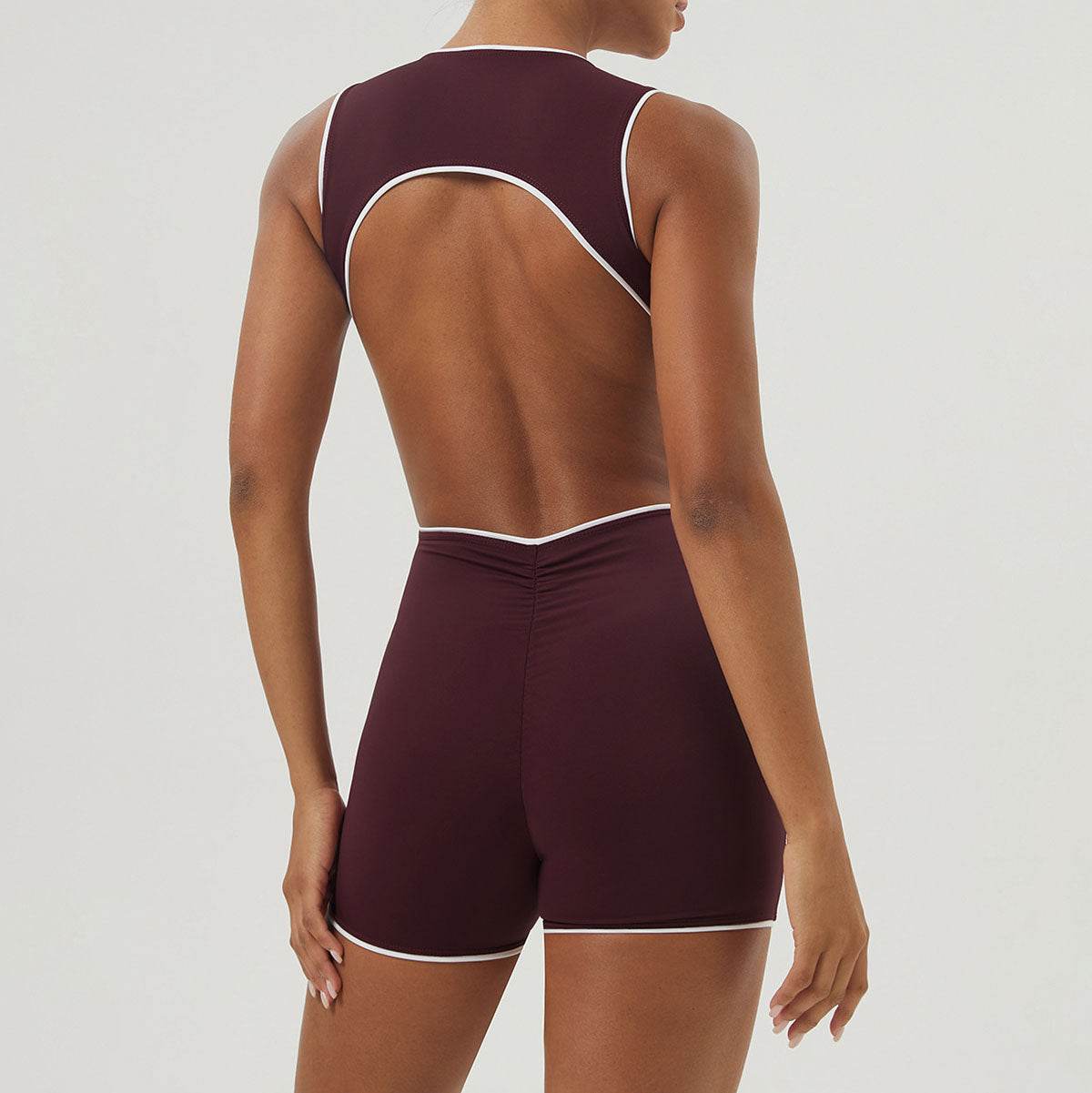 Sleeveless Yoga Jumpsuit With Chest Pad