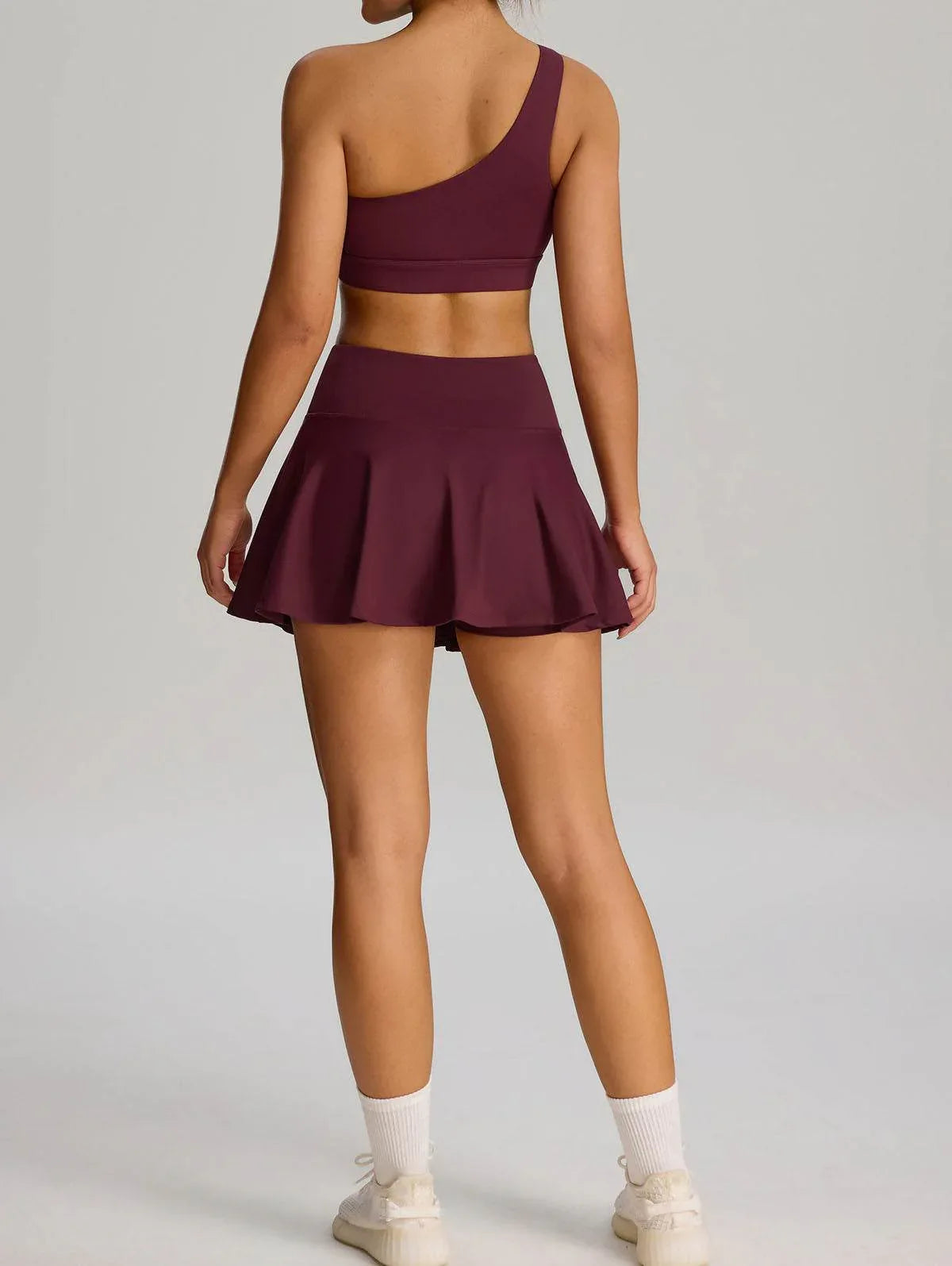 Sport Wear Set with One Shoulder Strap Bra and Skirt -