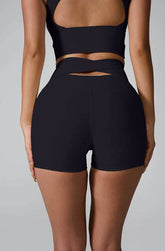 Back Cross Workout Short