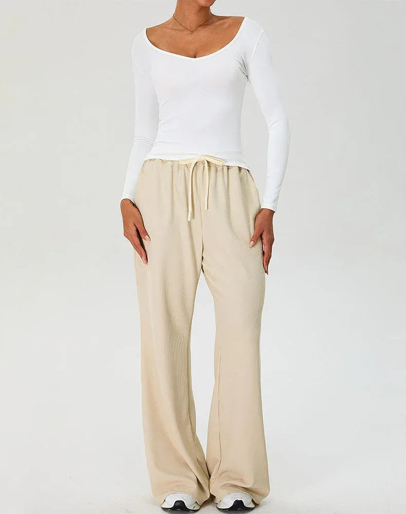 Activewear Set with Curved Neckline Top and Sweatpant -