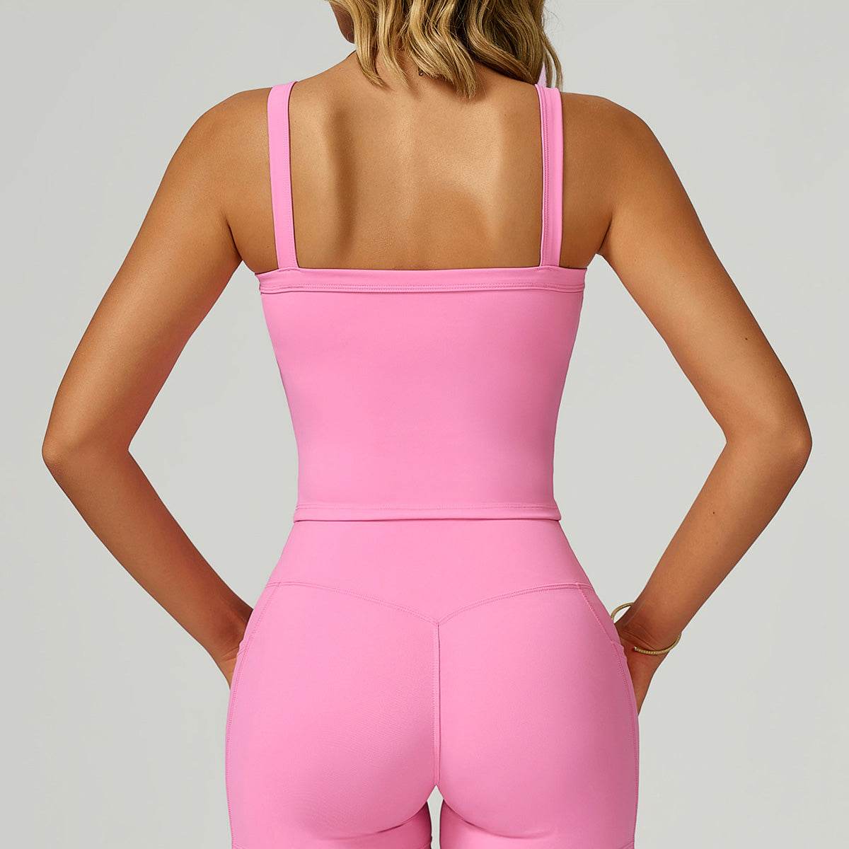 Wide Shoulder Straps Sport Tank Top with Removable Chest Pad