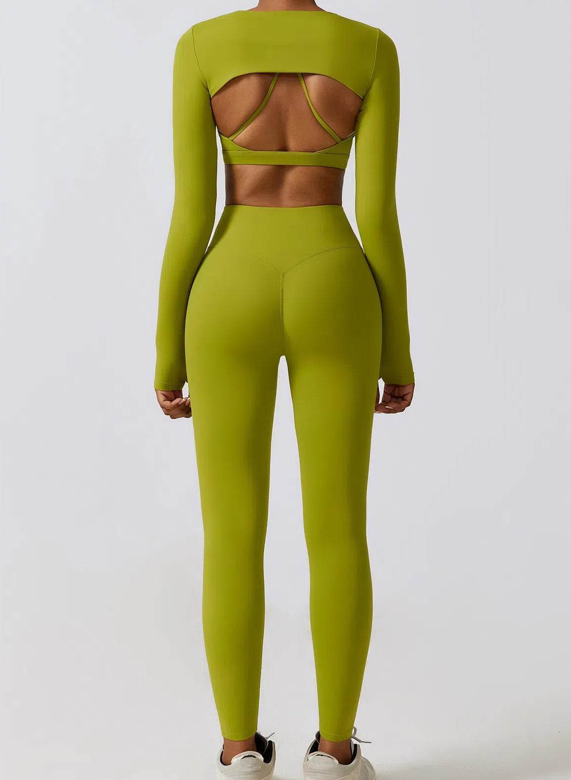 Gym Wear Set With Crop Top and Leggings