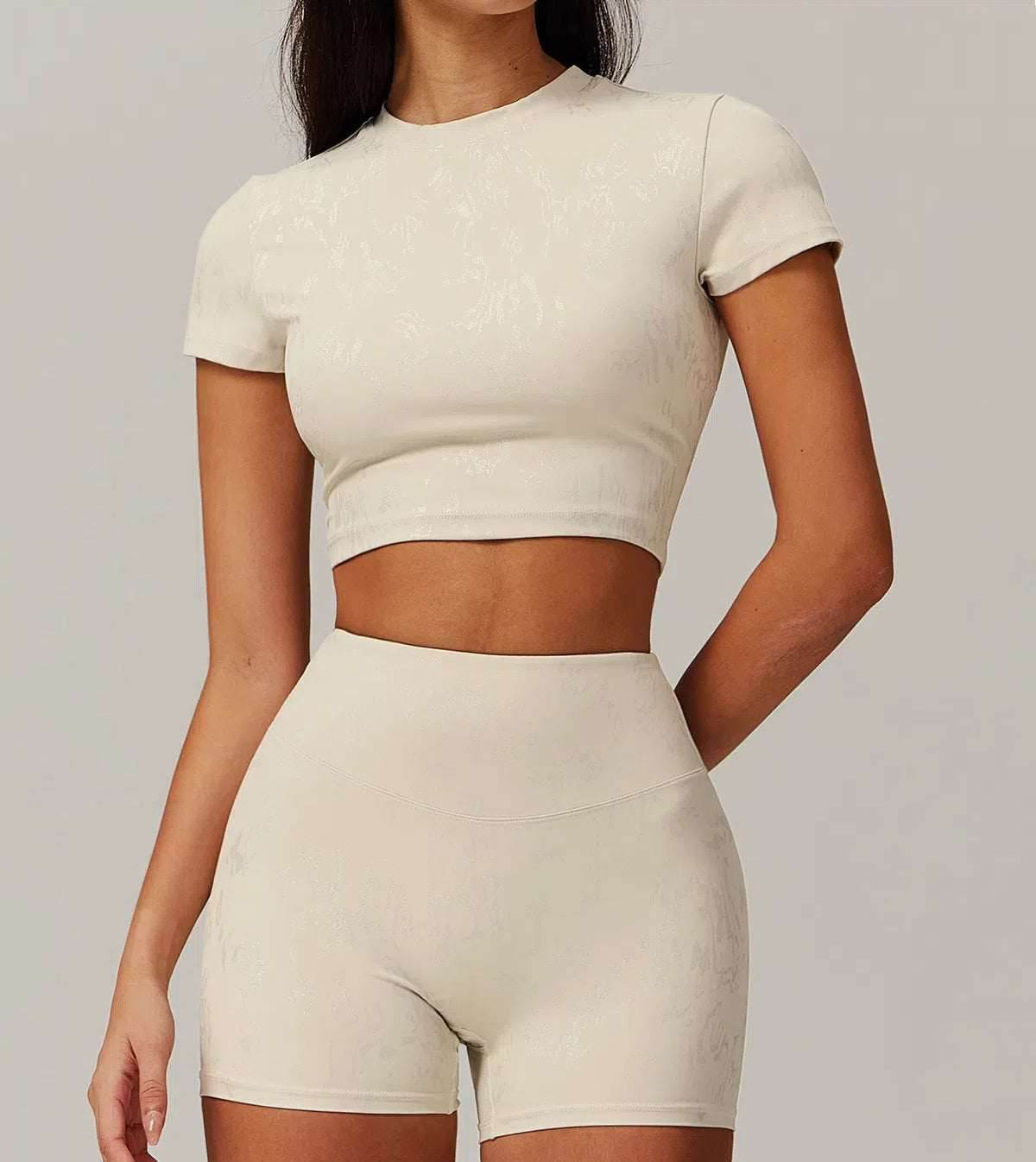 Short Sleeve Yoga Cropped T-Shirt With Gold Blocking Pattern