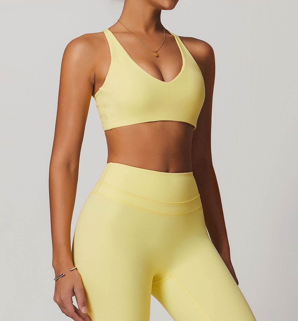 V Neck Twist Back Sports Bra with Padded