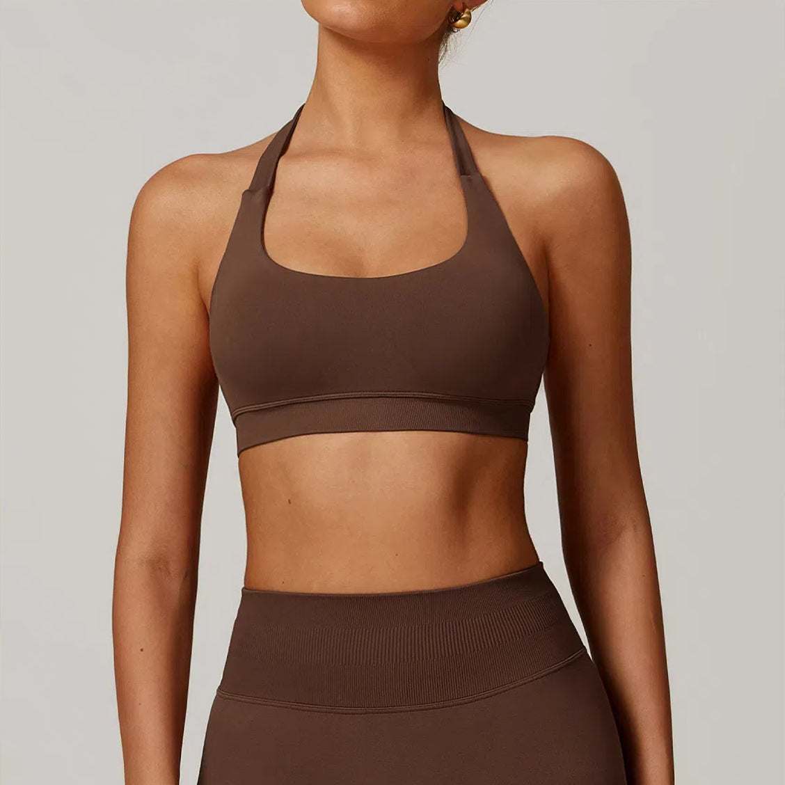 Seamless Halter Sports Bra | Ideal for Workouts & Everyday Wear