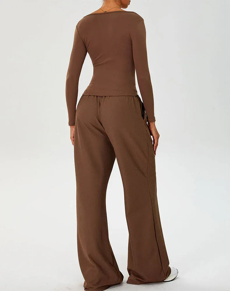 Activewear Set with Curved Neckline Top and Sweatpant -