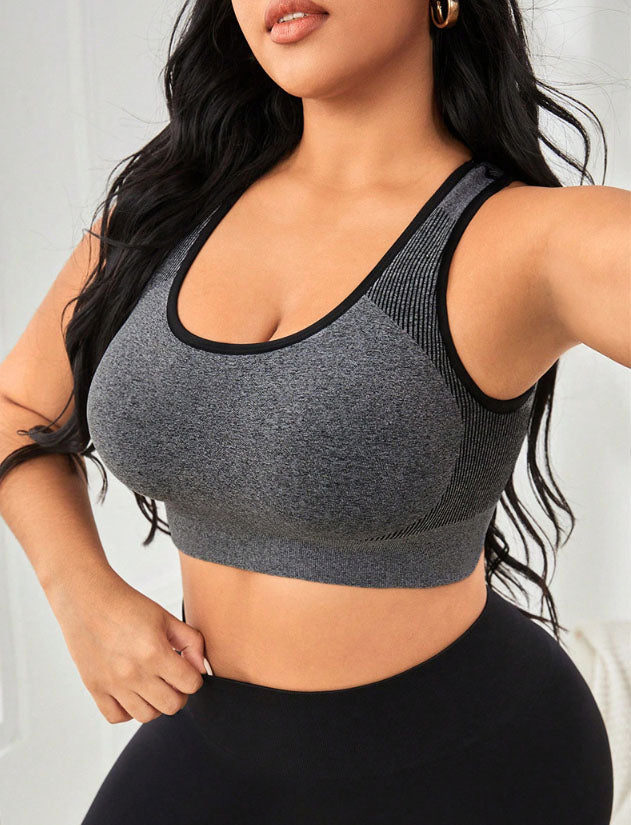 Plus Size U Neck Sports Bra