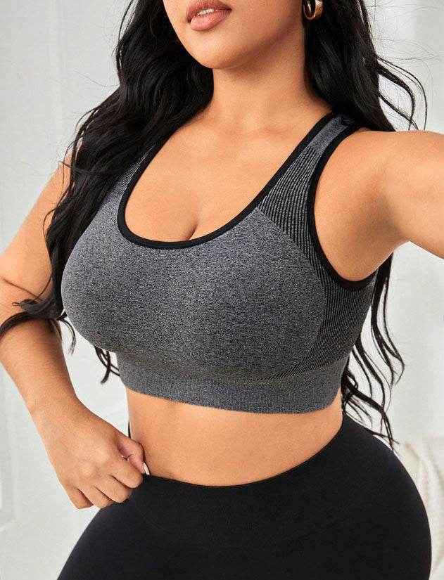 Plus Size U Neck Sports Bra
