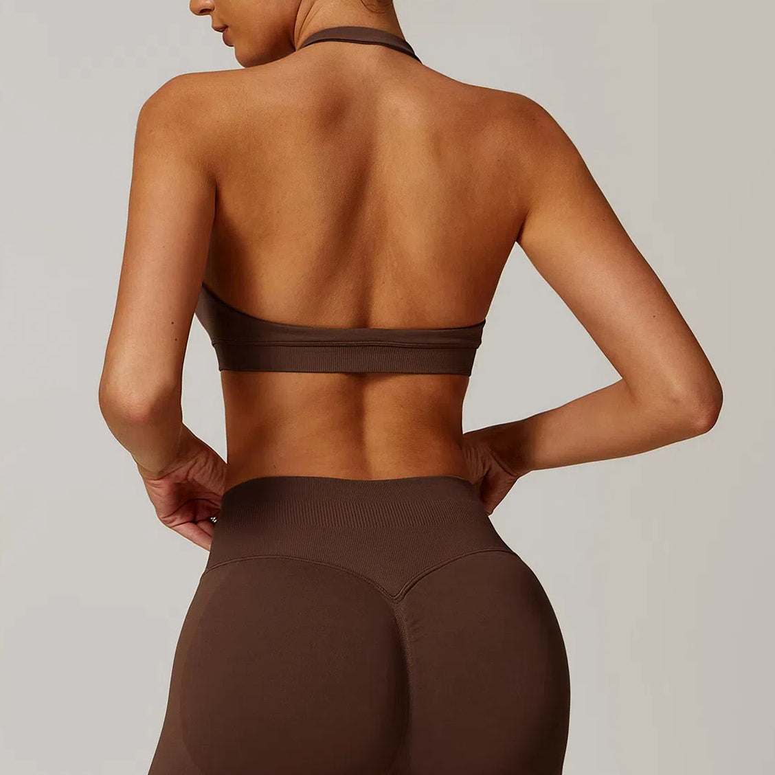 Seamless Halter Sports Bra | Ideal for Workouts & Everyday Wear