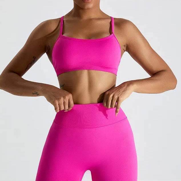 Seamless Sports Bra with Adjustable Straps