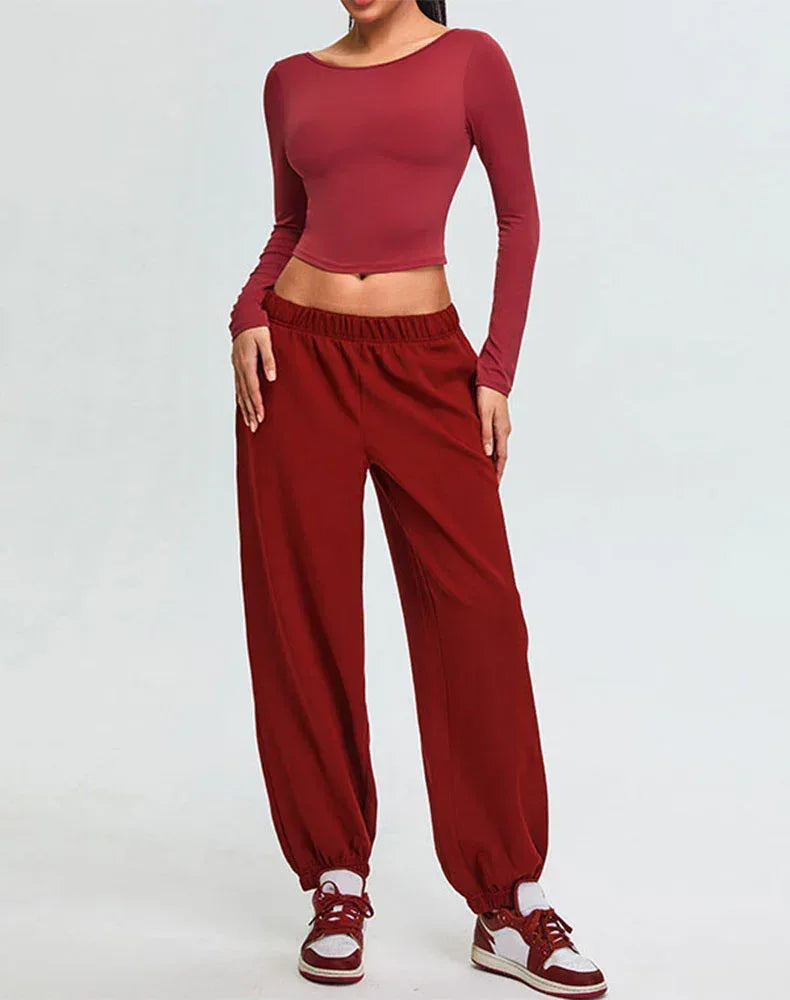Activewear Set with U-Shaped Back Top and Sweatpant - Red