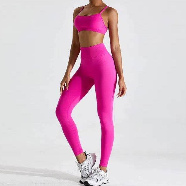 Seamless Sports Bra with Adjustable Straps