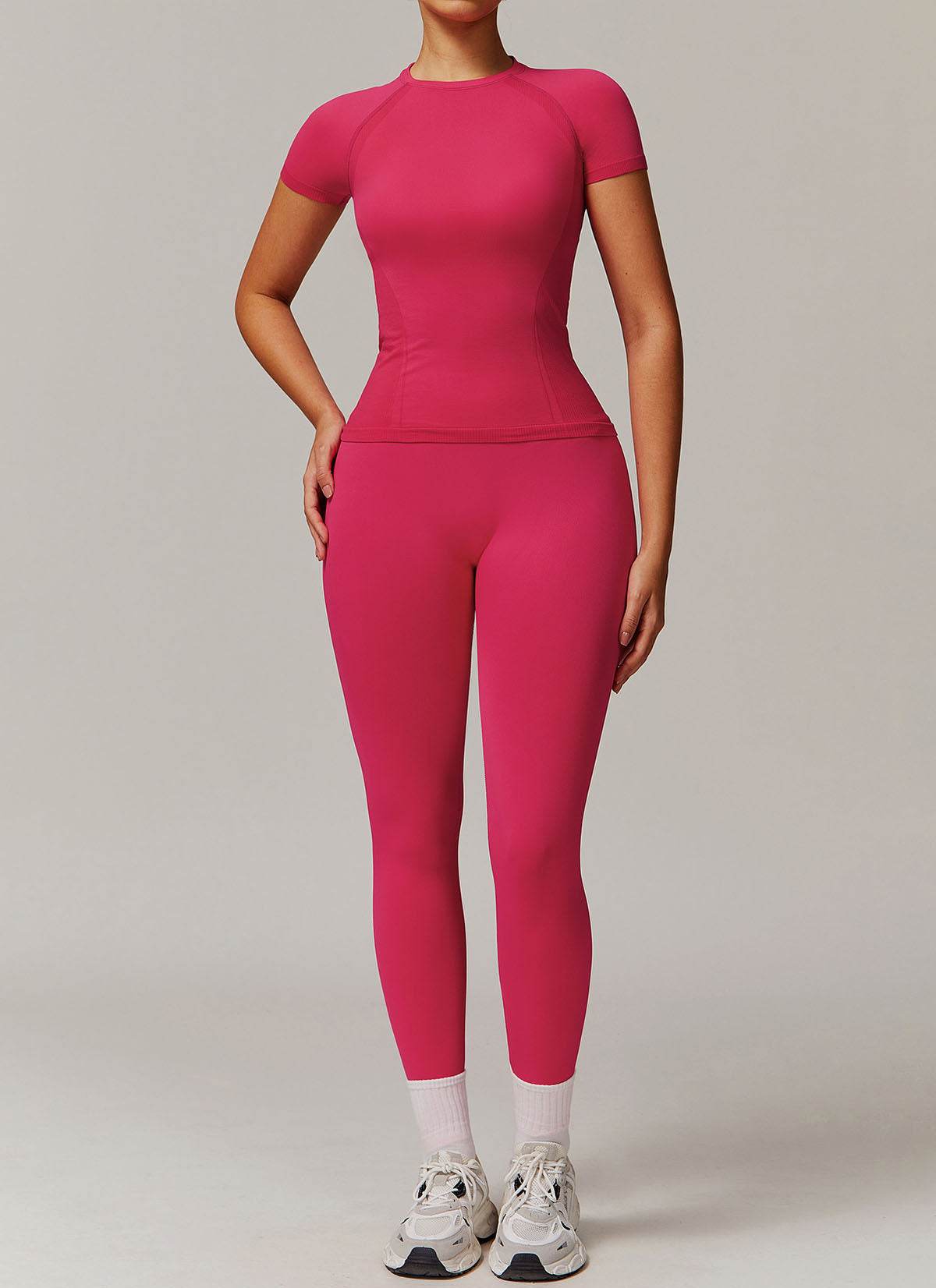 Yoga Wear Set with Short Sleeve T-Shirt and Legging