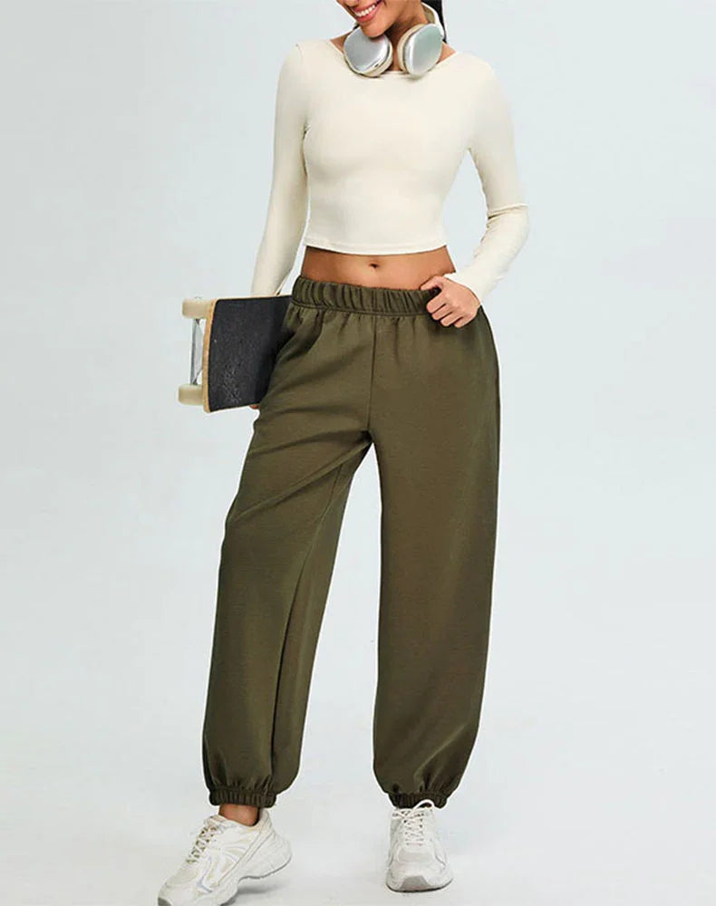 Activewear Set with U-Shaped Back Top and Sweatpant