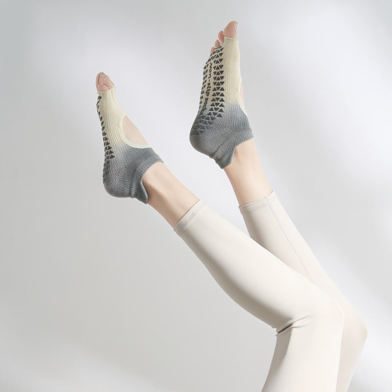 Five-toe Yoga Socks Non Slip Pilates Ankle Socks with Grips