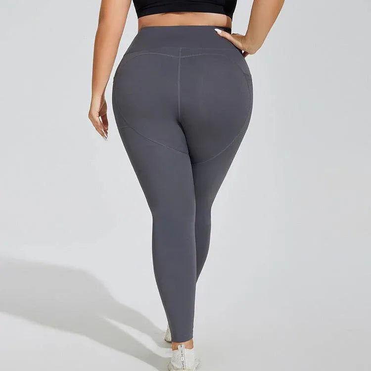 Plus Size Seamless Sports Leggings With Pocket -