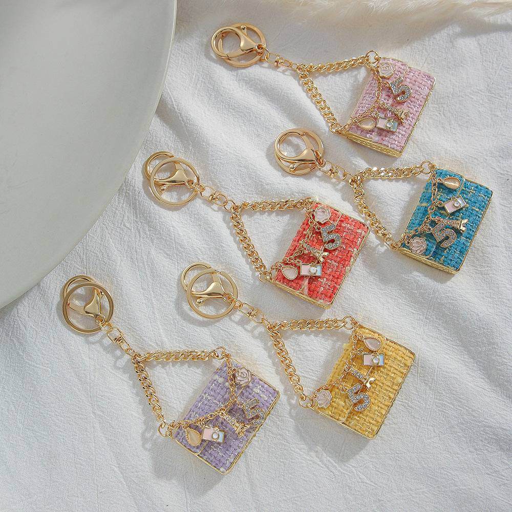 Small Fragrant Wind Metal Bag Keychain