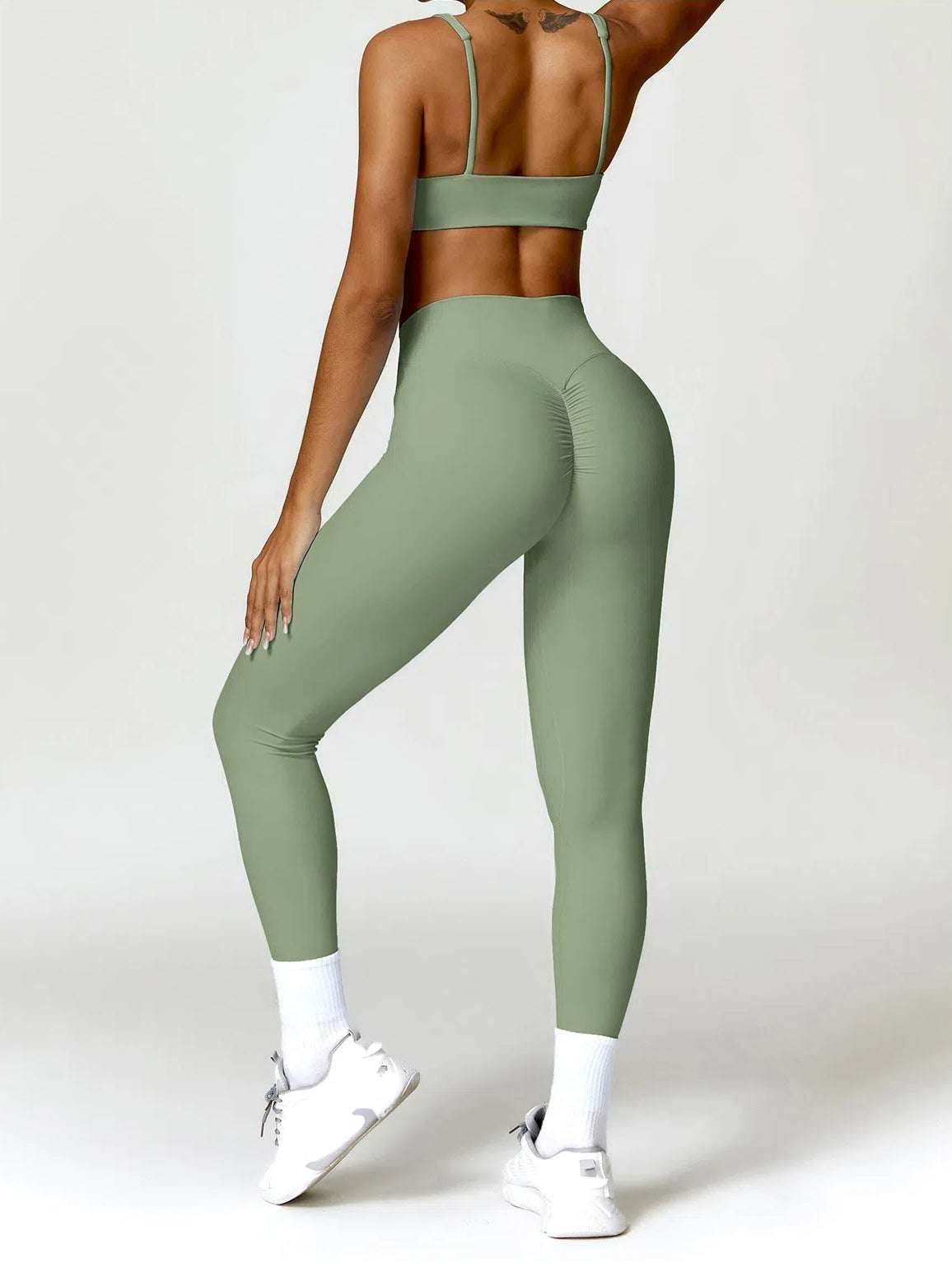 Yoga Wear Set With Bra and Leggings