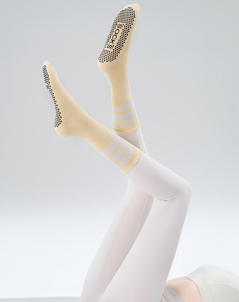Athletic Grippy Socks Non Slip Yoga Socks