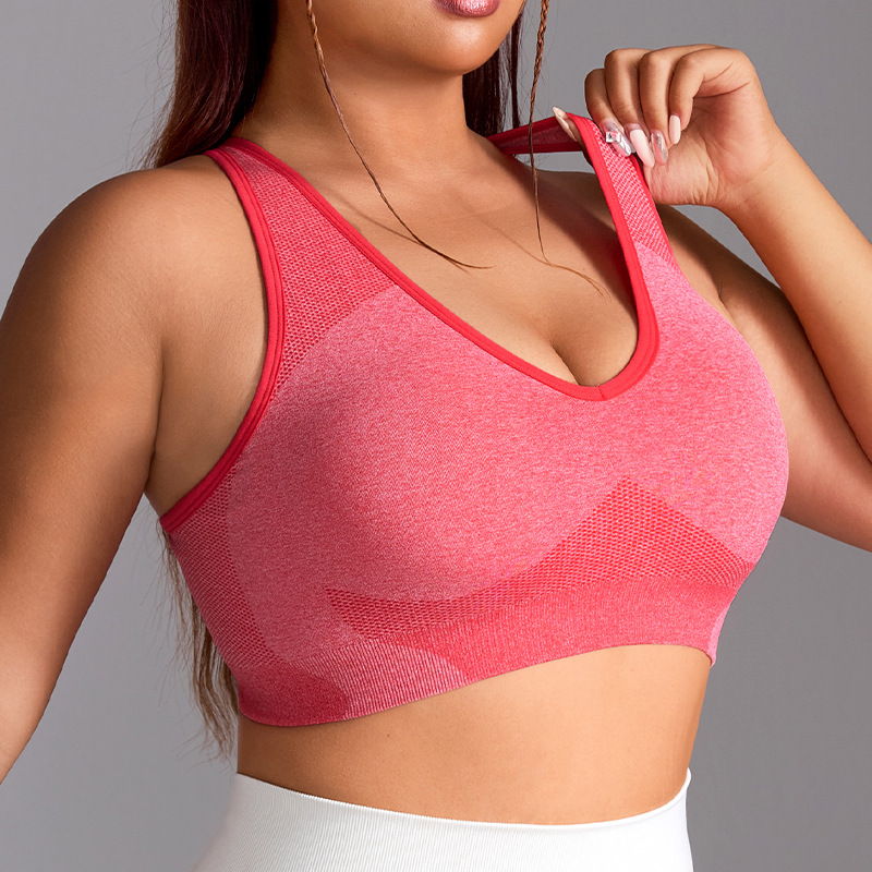 Plus Size U Neck Sports Bra with Adjustable Cross Straps