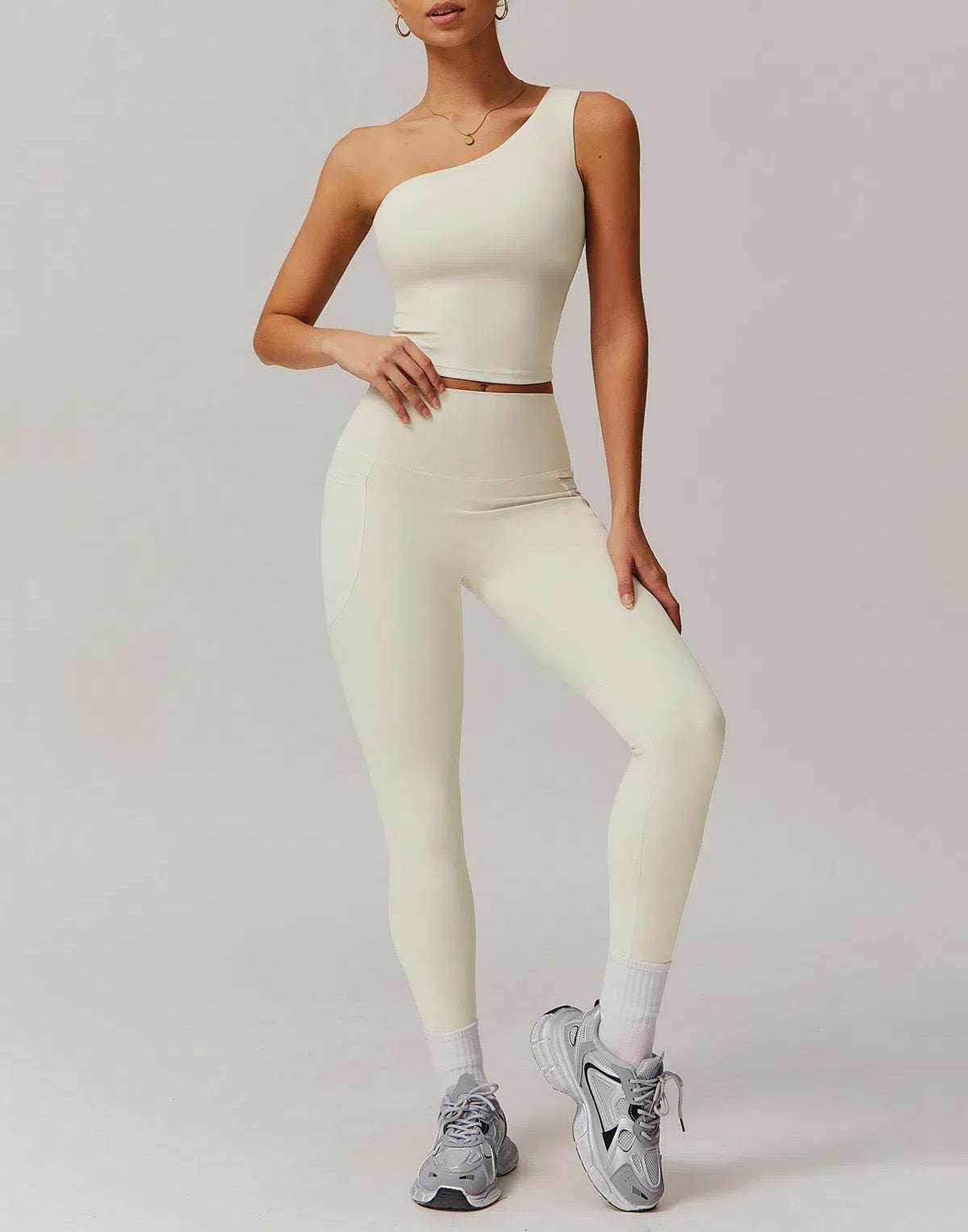 Solid Yoga Set With One shoulder Tank Top and Legging