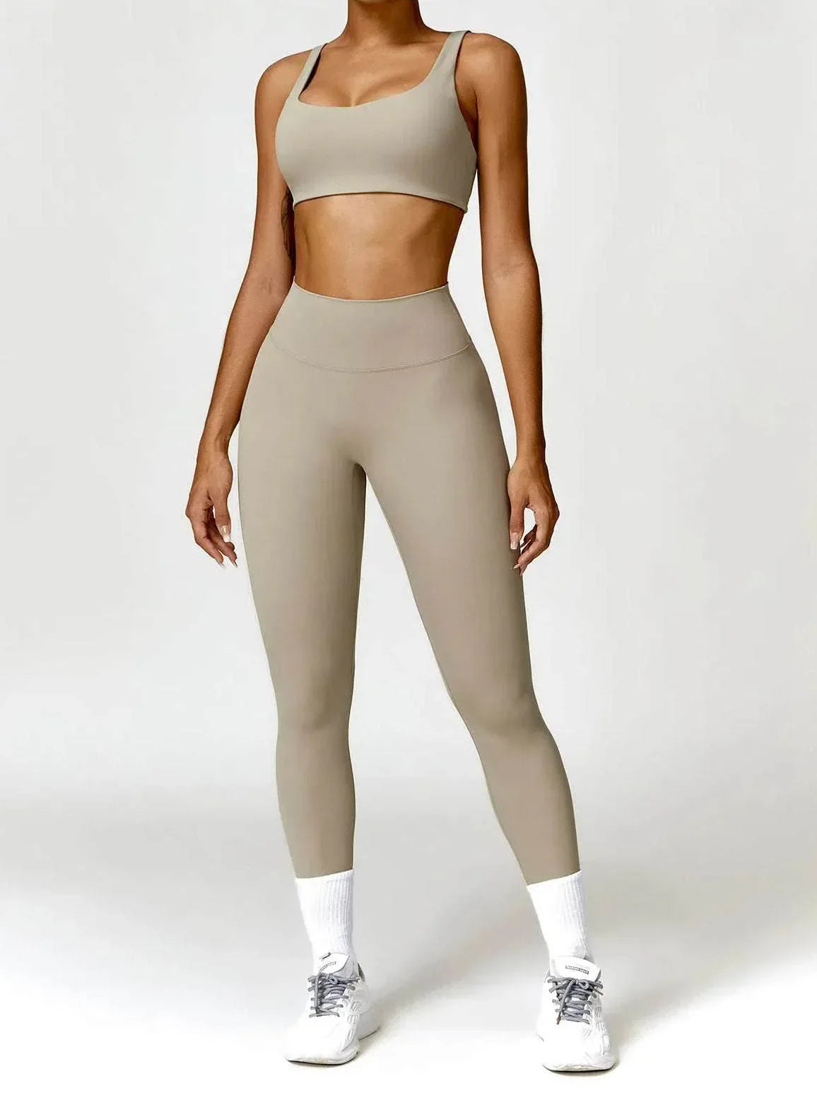 Yoga Wear Set With Bra and Leggings - Camel Brown