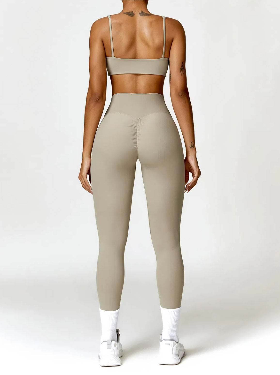 Yoga Wear Set With Bra and Leggings