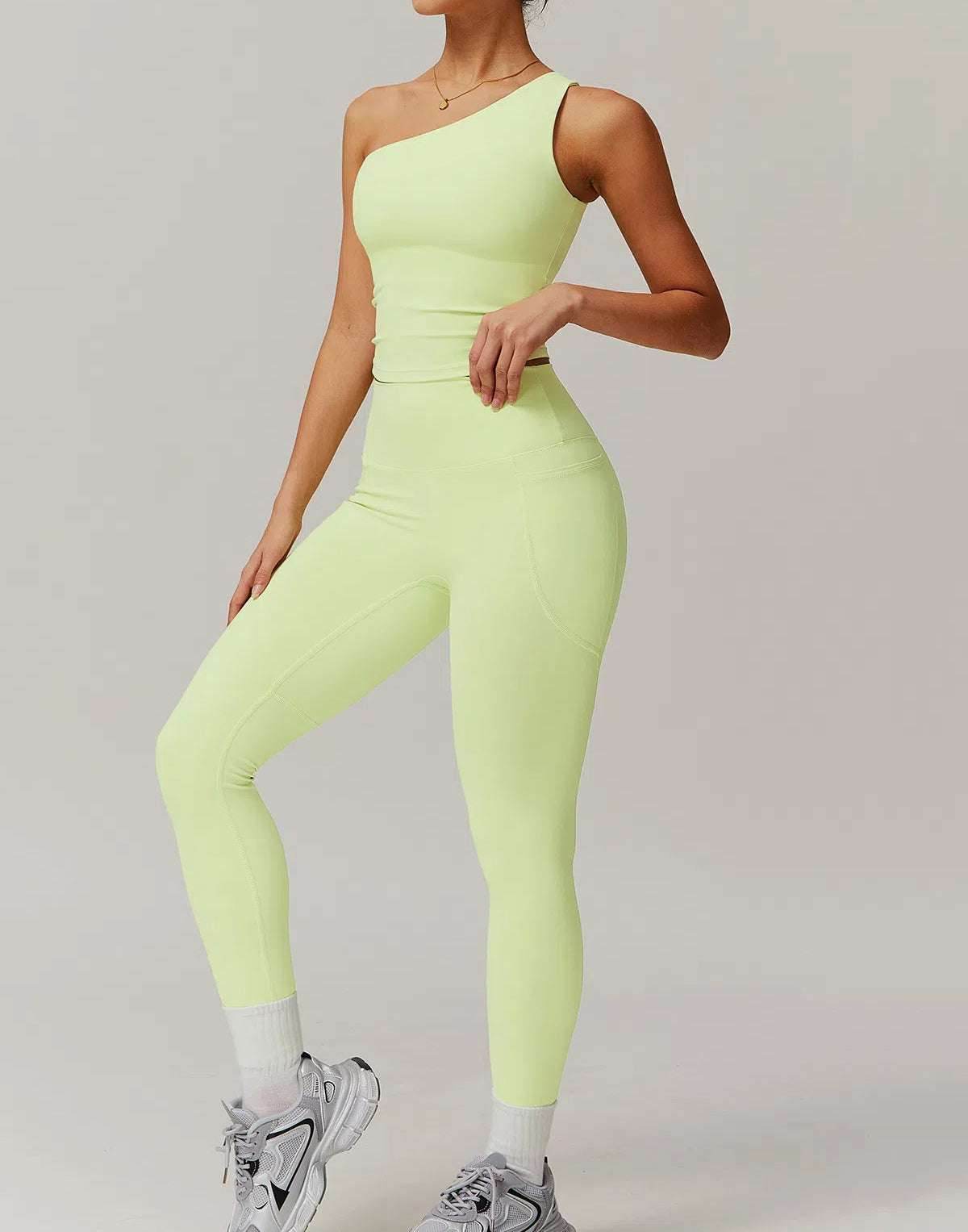 Solid Yoga Set With One shoulder Tank Top and Legging