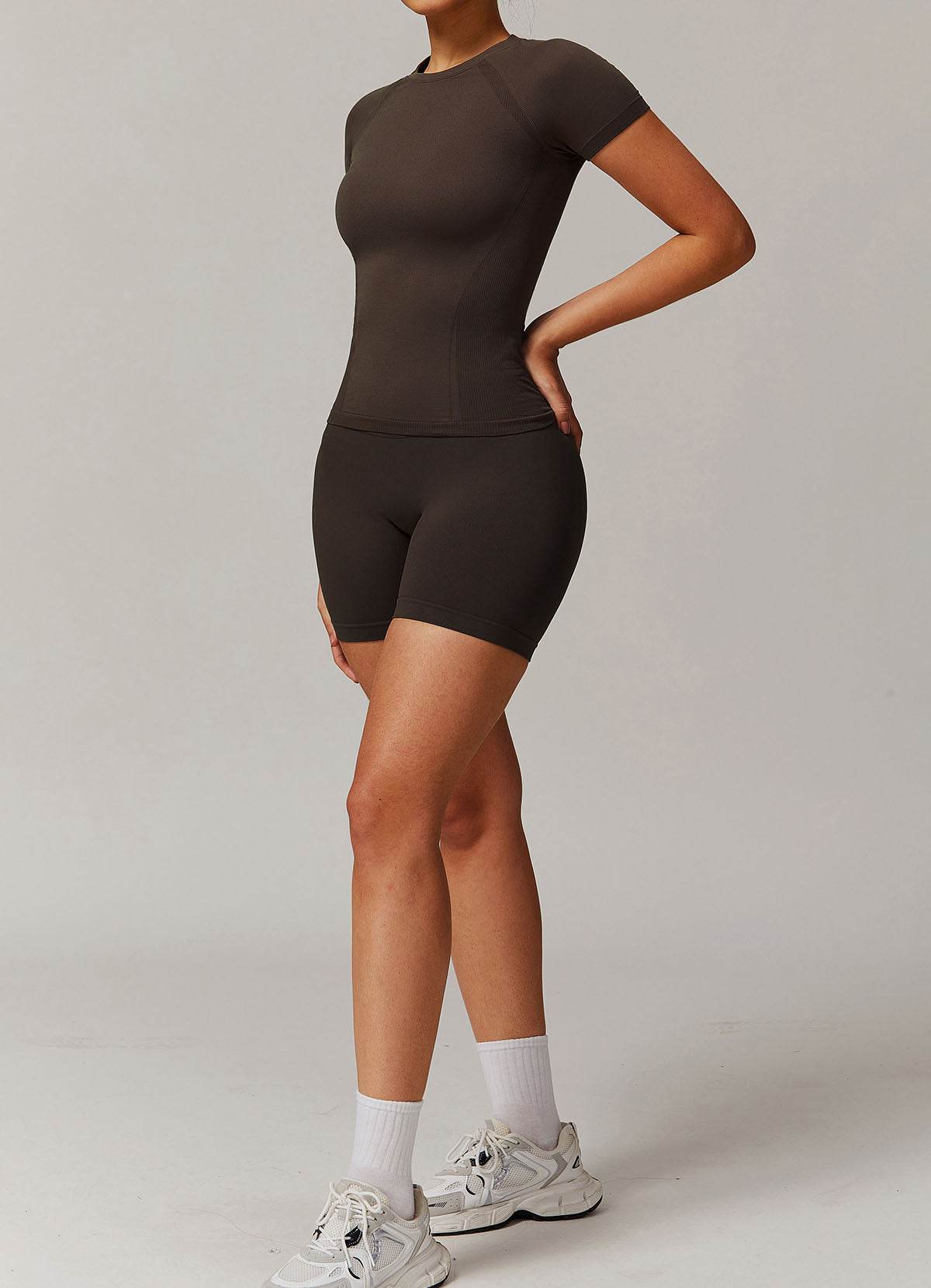 Yoga Wear Set with Short Sleeve T-Shirt and Short