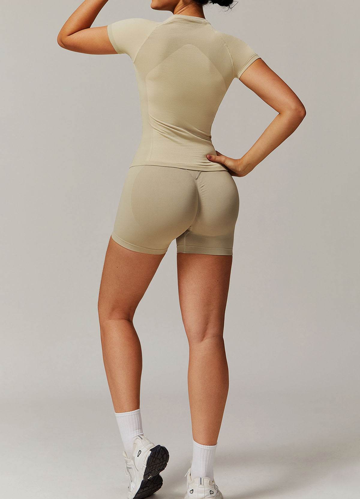 Yoga Wear Set with Short Sleeve T-Shirt and Short
