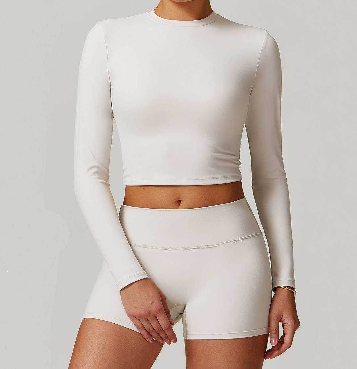 Tight Long Sleeve Cropped T-shirt