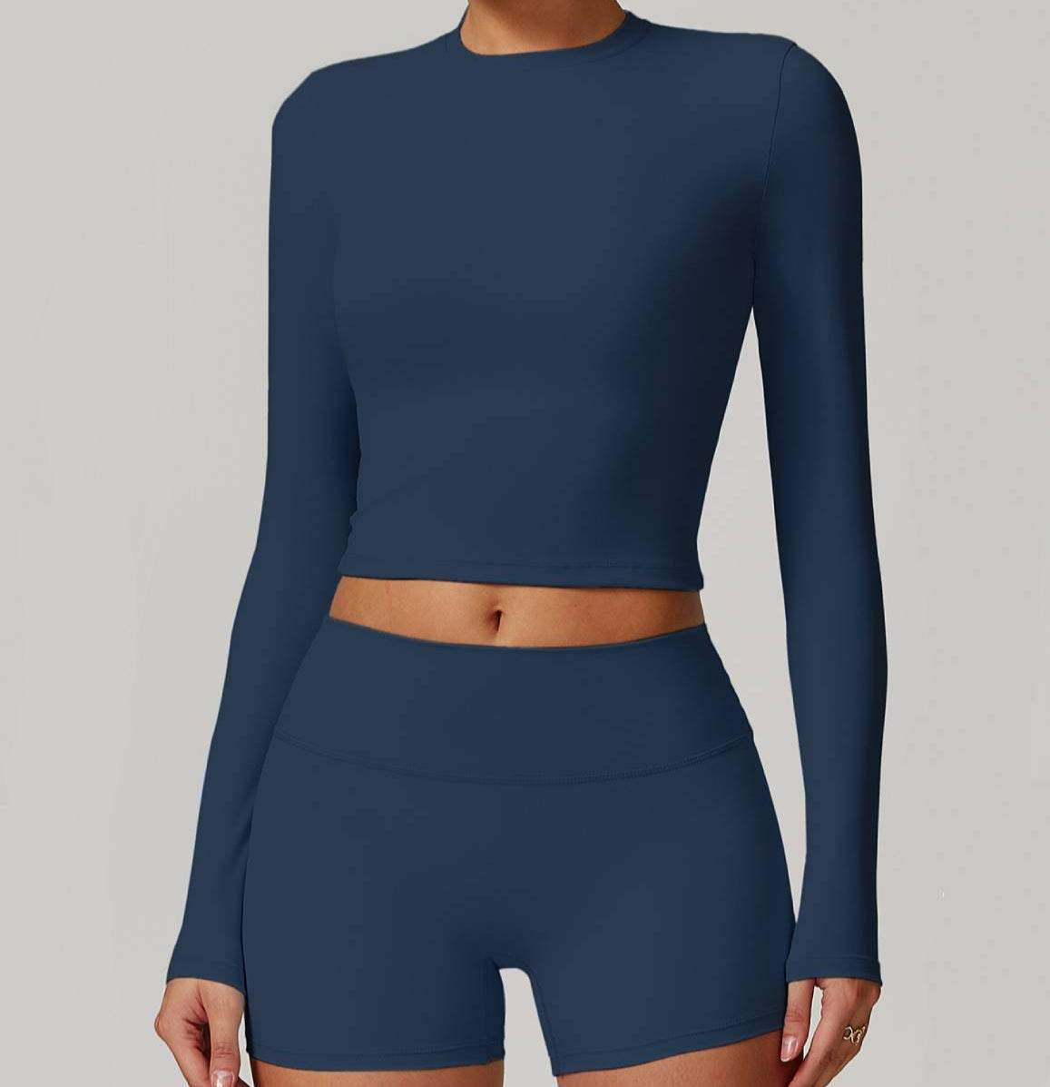 Tight Long Sleeve Cropped T-shirt