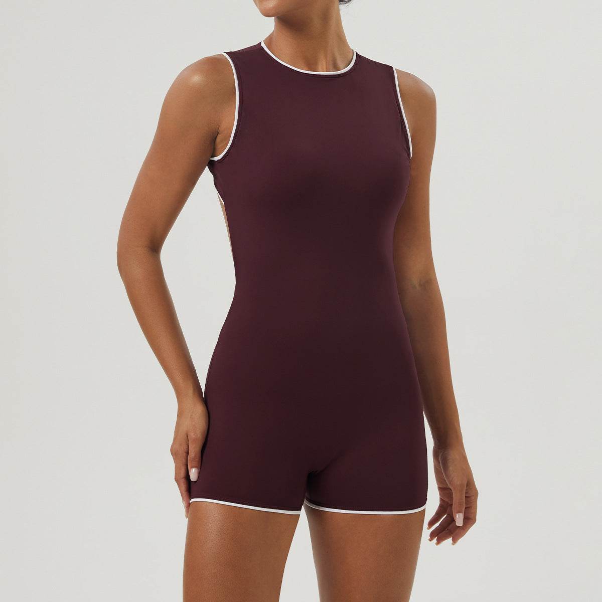 Sleeveless Yoga Jumpsuit With Chest Pad