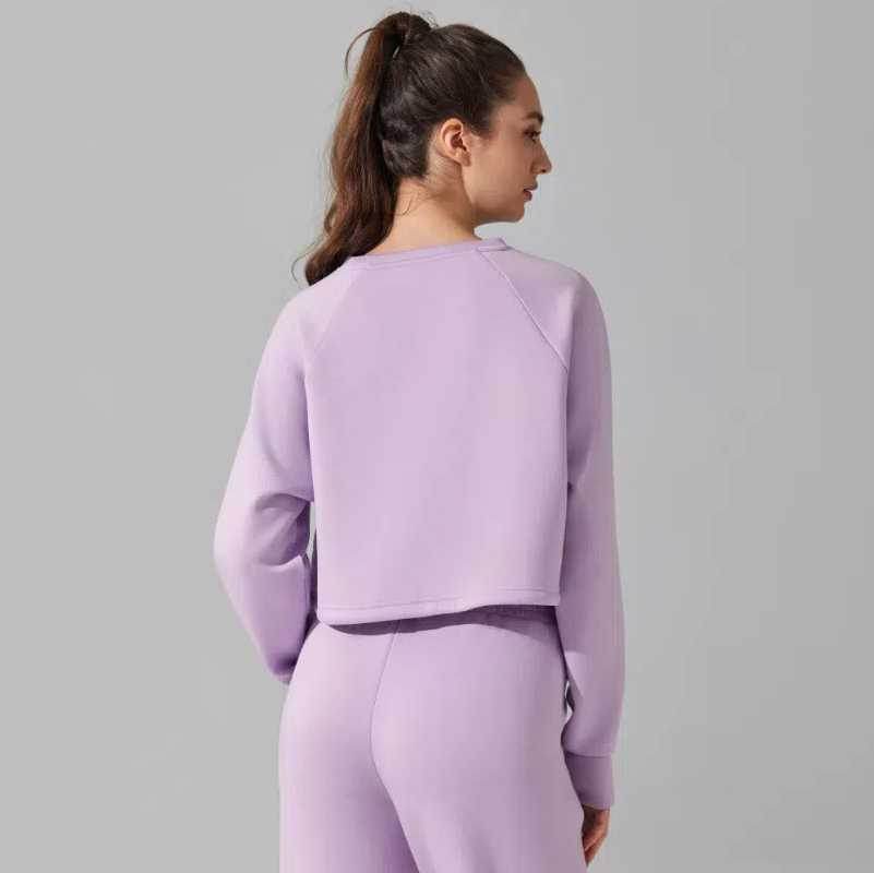 Cropped Loose Workout Sweatshirt