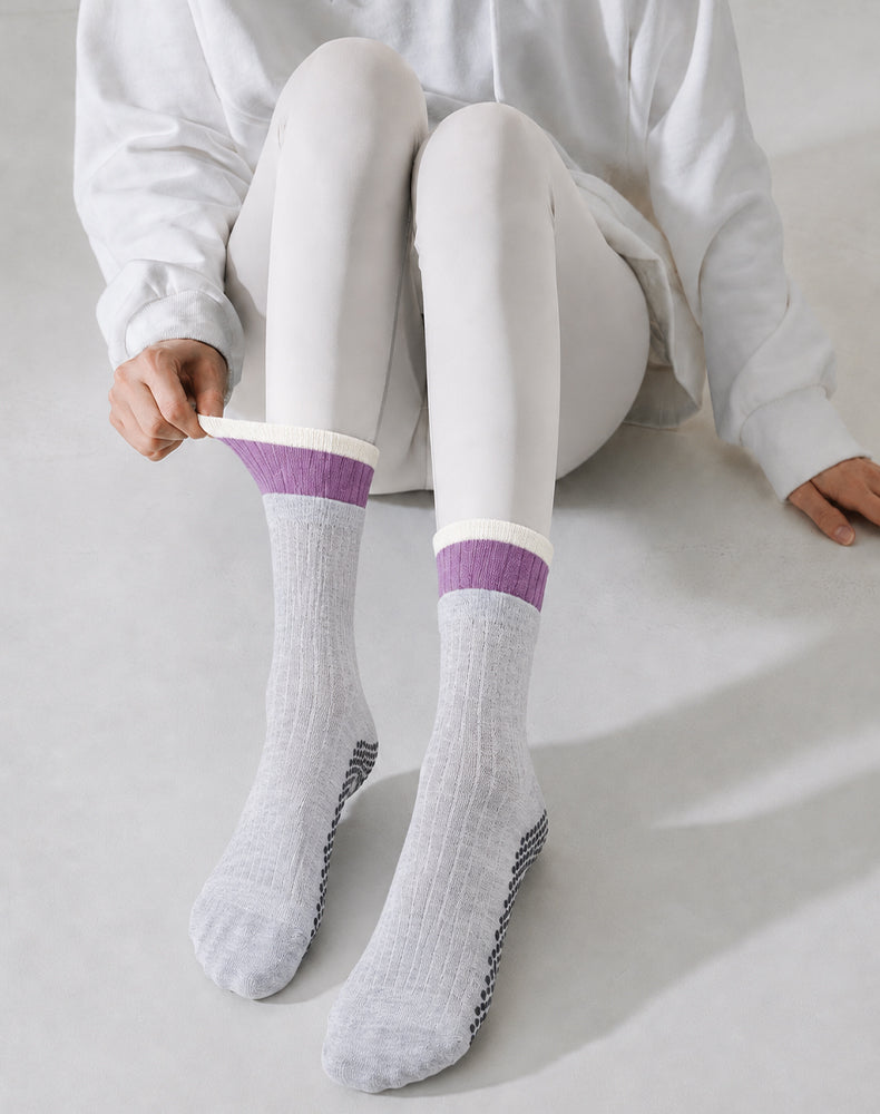Non Slip Yoga Pilates Socks with Grips