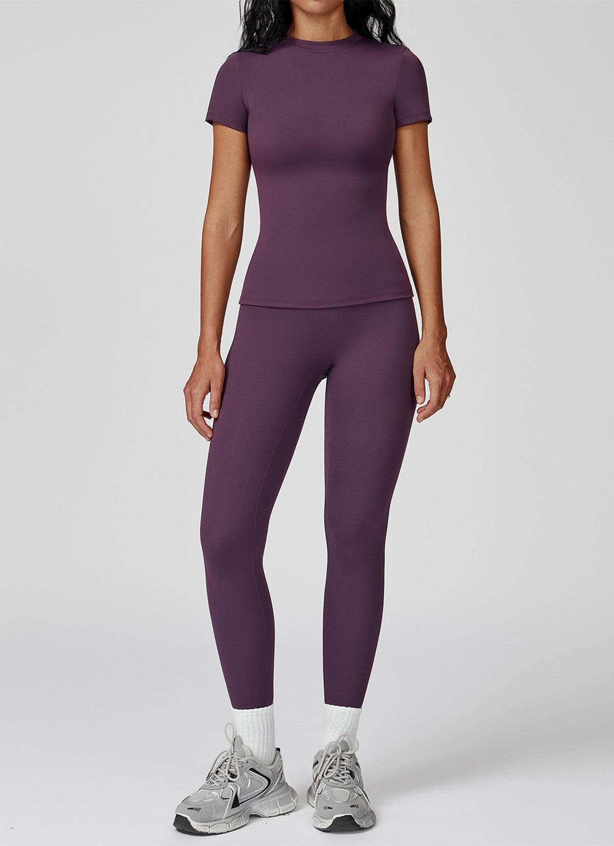 Sports Wear with Short Sleeve T-Shirt and Leggings
