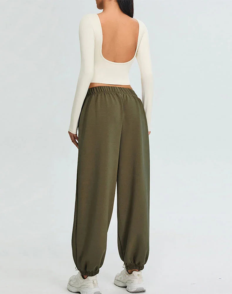 Activewear Set with U-Shaped Back Top and Sweatpant