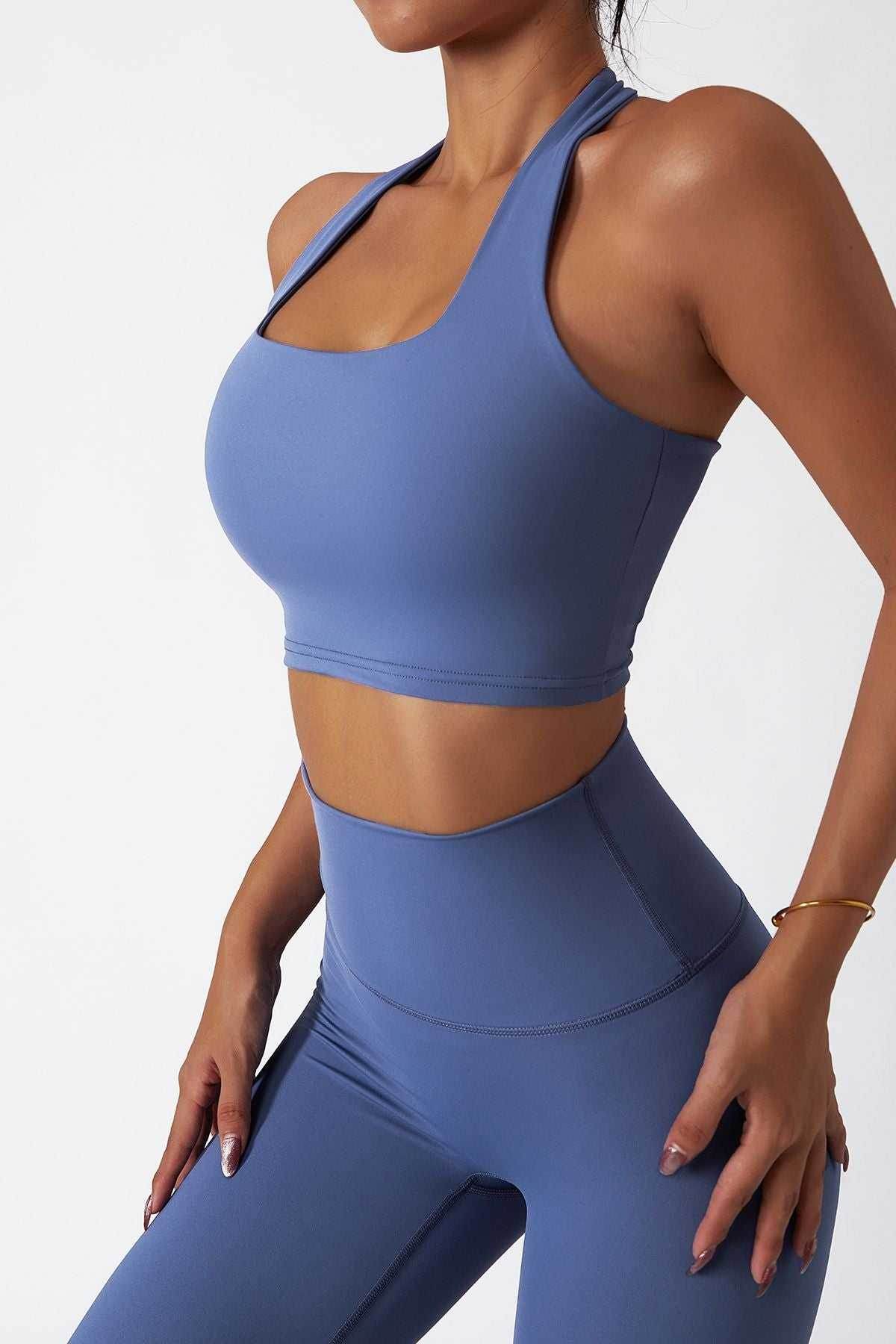 Halter Neckline Backless Sports Bra -