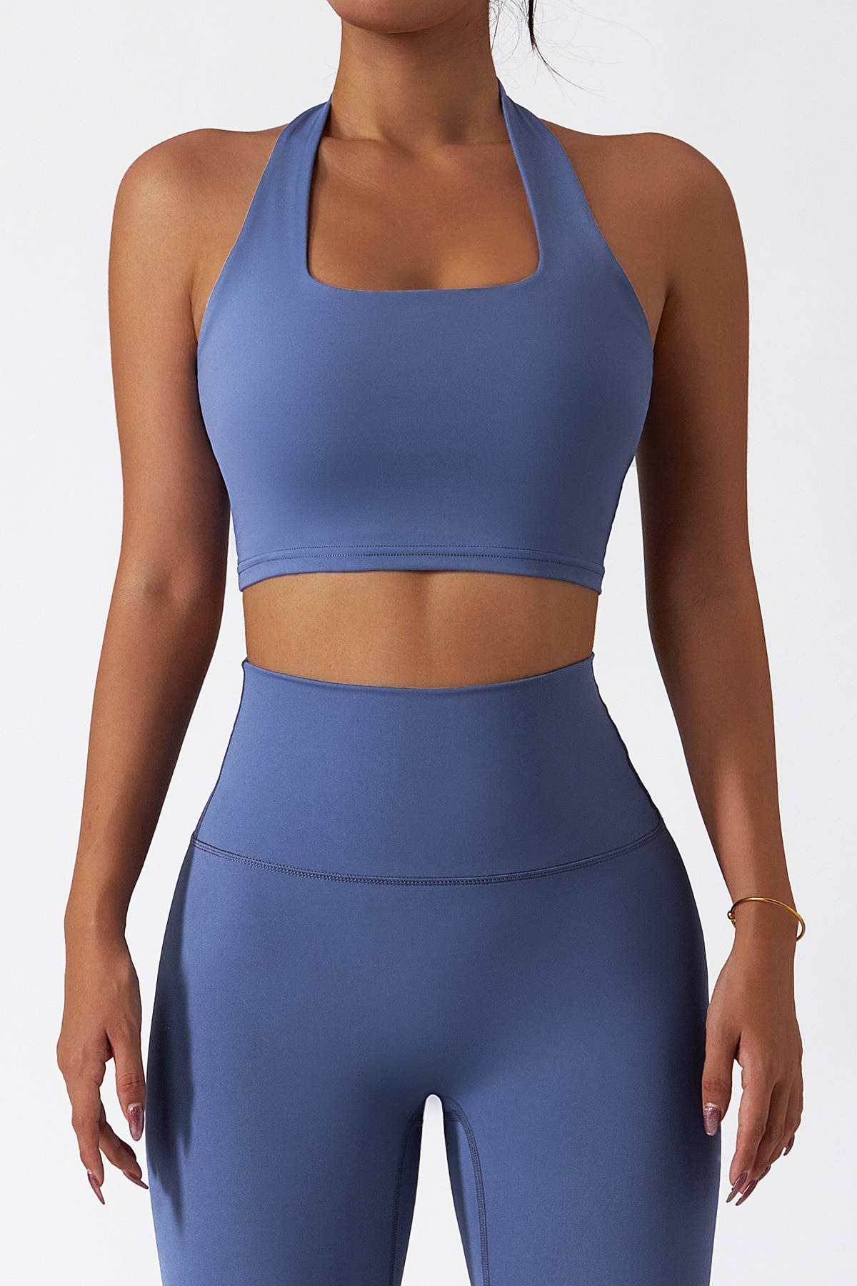 Halter Neckline Backless Sports Bra -