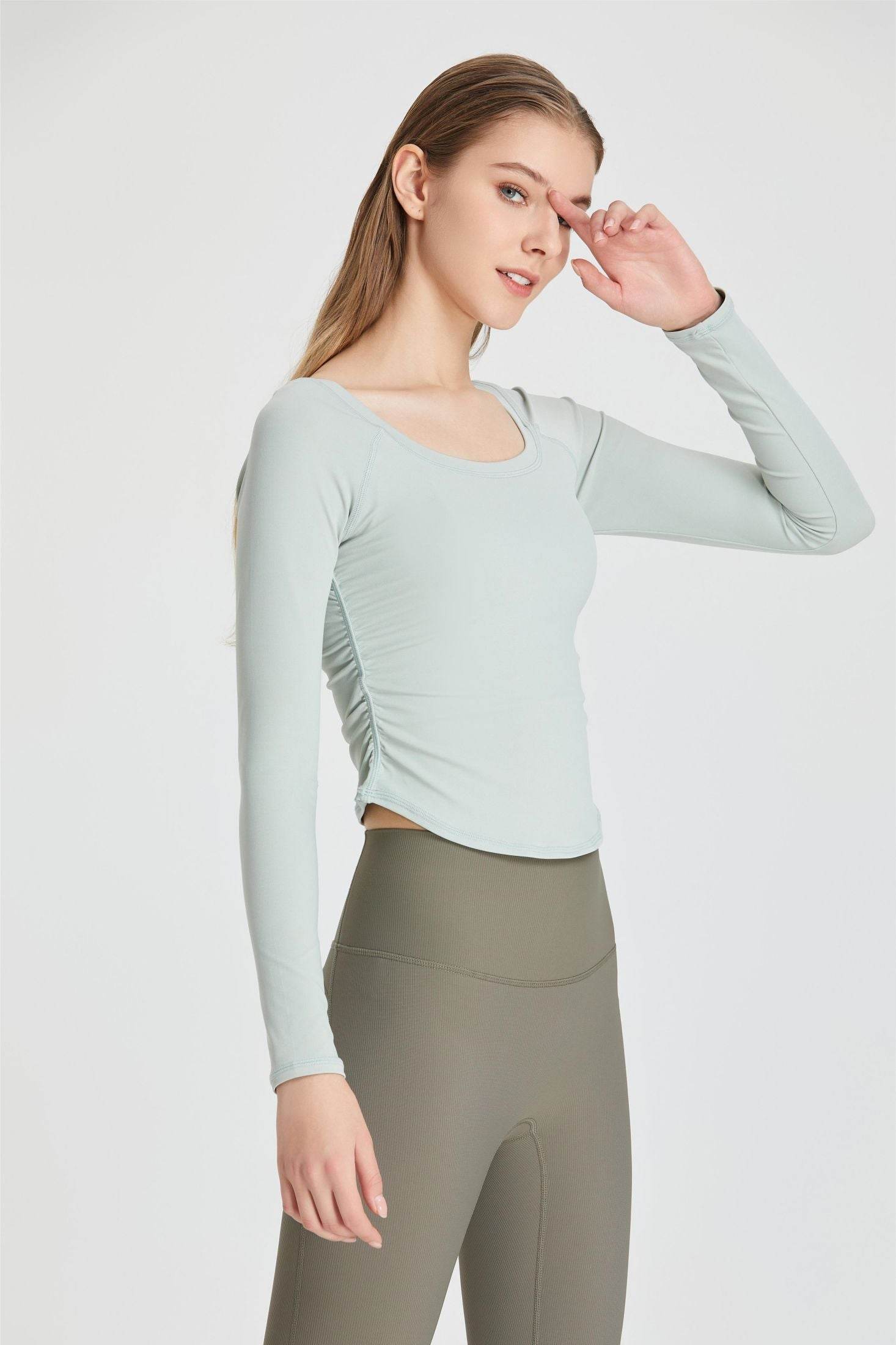 Side Ruched Long Sleeve Top
