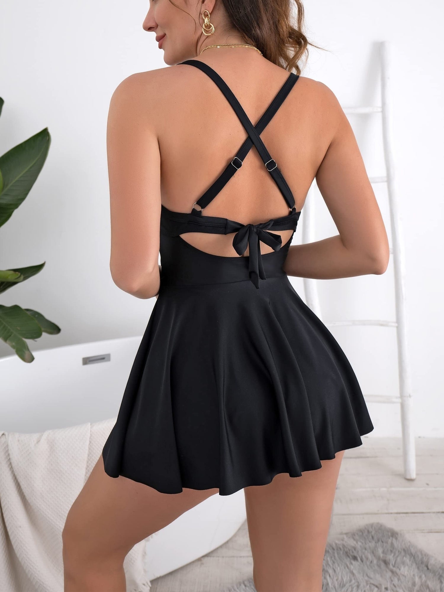 Solid Color Skirted One-piece Swimsuit