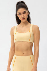 Contrast Trim Back Cutout Sports Bra