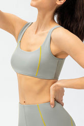 Contrast Trim Back Cutout Sports Bra