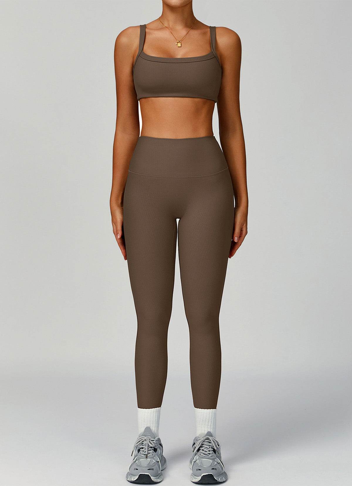 Ribbed Activewear Set with Sports Bra and Leggiing