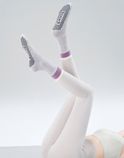 Non Slip Yoga Pilates Socks with Grips