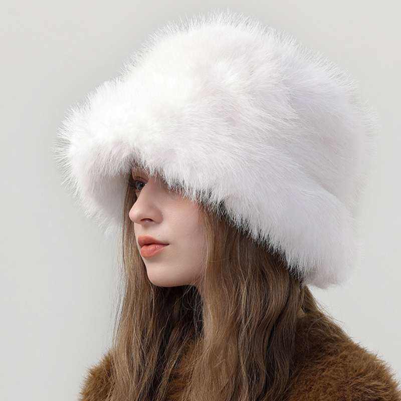 Faux Fur Bucket Hat | Cozy &amp; Stylish for a Chic Winter Look