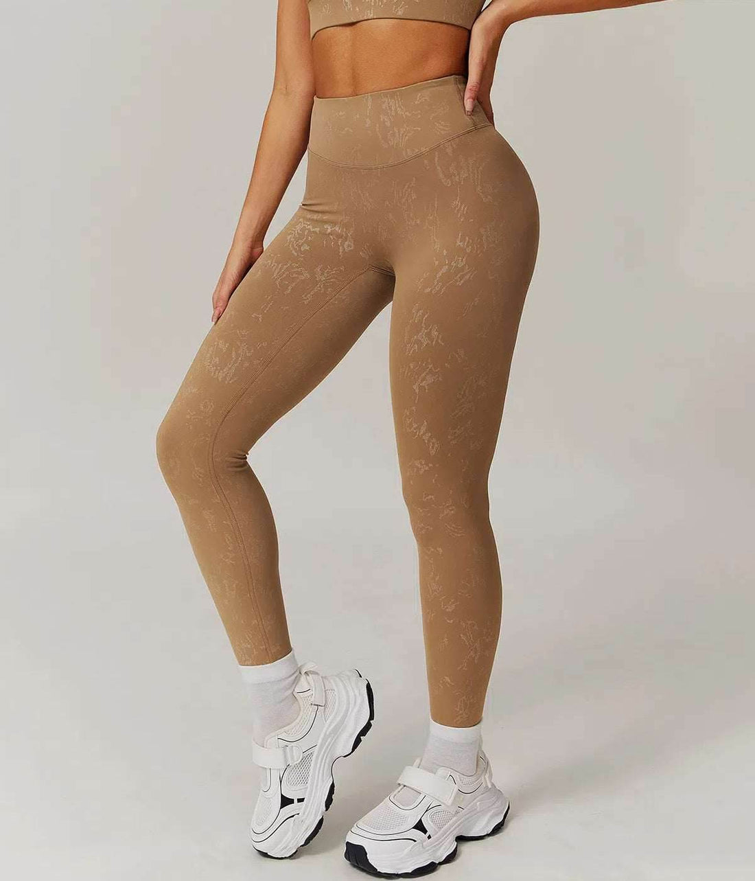 High Waist Yoga Leggings With Gold Blocking Pattern