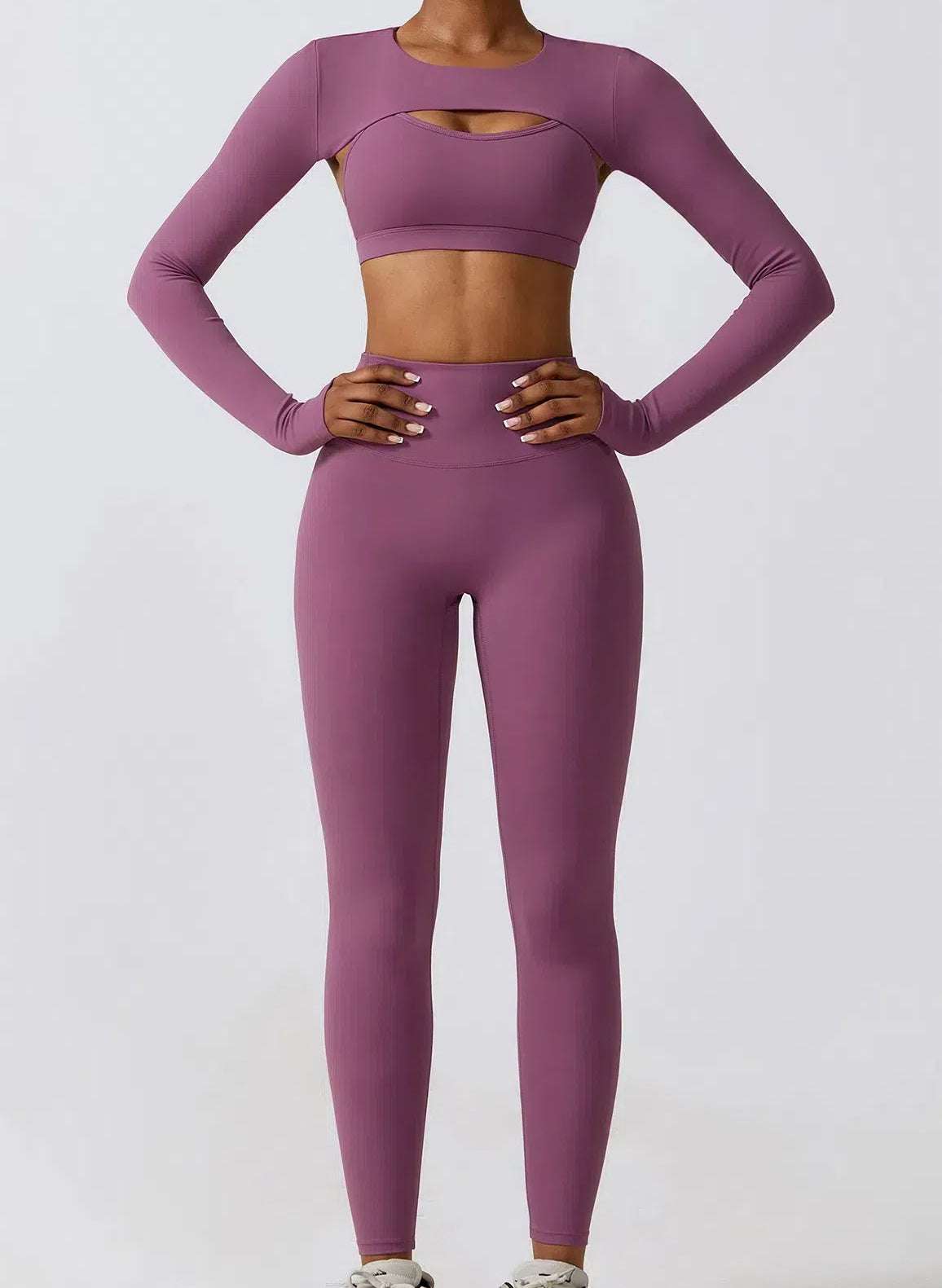 Gym Wear Set with Crop Top and Leggings | Trendy &amp; Functional Outfit